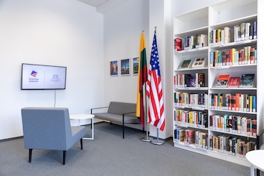 Diskusijų klubas „English Discussion Club“
